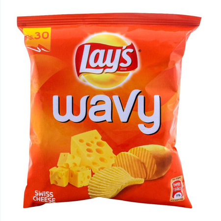 LAY'S WAVY SWISS CHEESE CHIPS 35GM